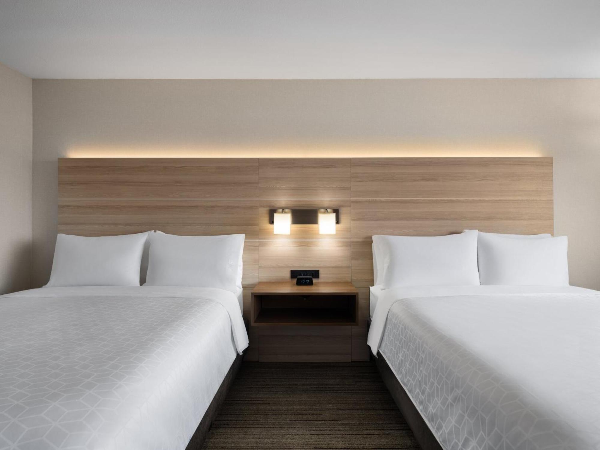 Holiday Inn Express Fort Bragg By Ihg Exteriör bild
