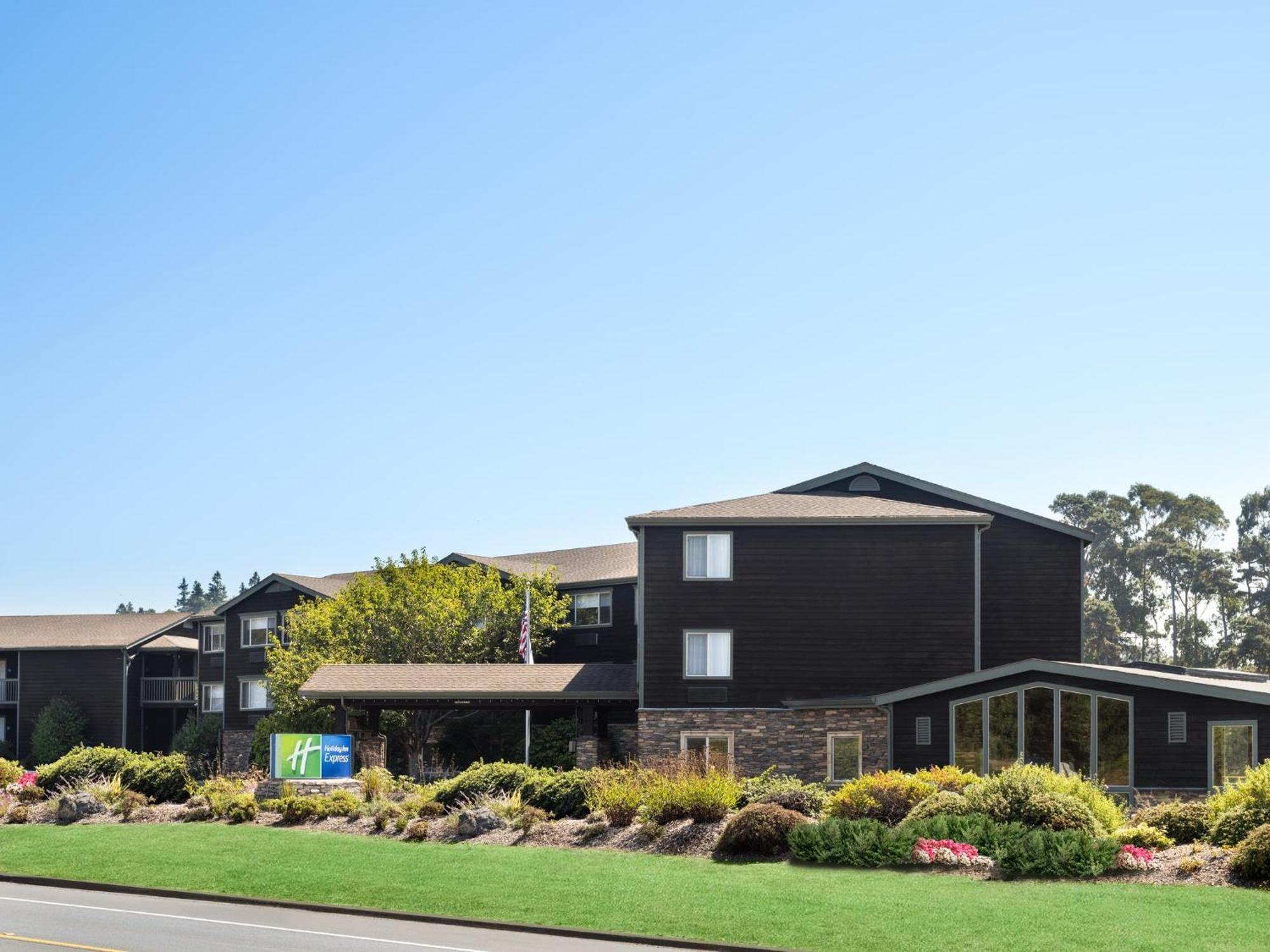 Holiday Inn Express Fort Bragg By Ihg Exteriör bild