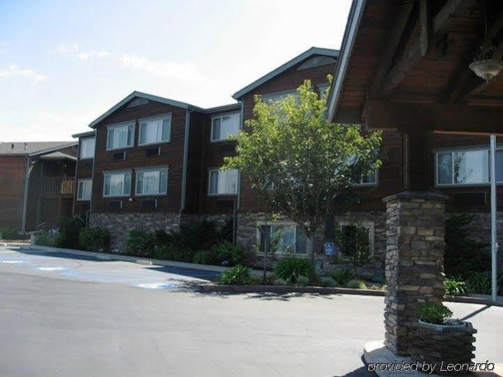 Holiday Inn Express Fort Bragg By Ihg Exteriör bild